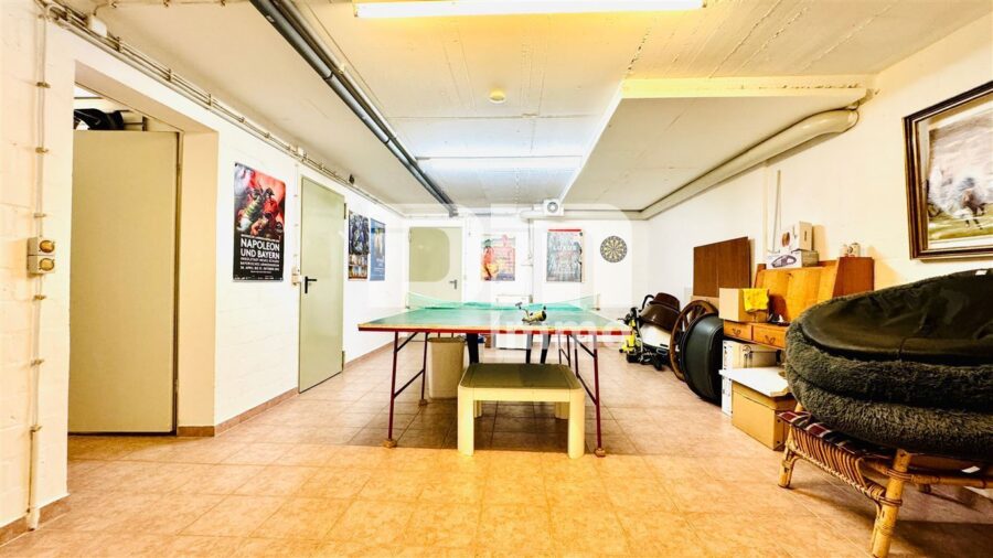 Großer altengerechter Bungalow mit großem Garten, 2 Terrassen, Garage und Einliegerbereich - KG Hobbykeller 1 groß unbeheizt